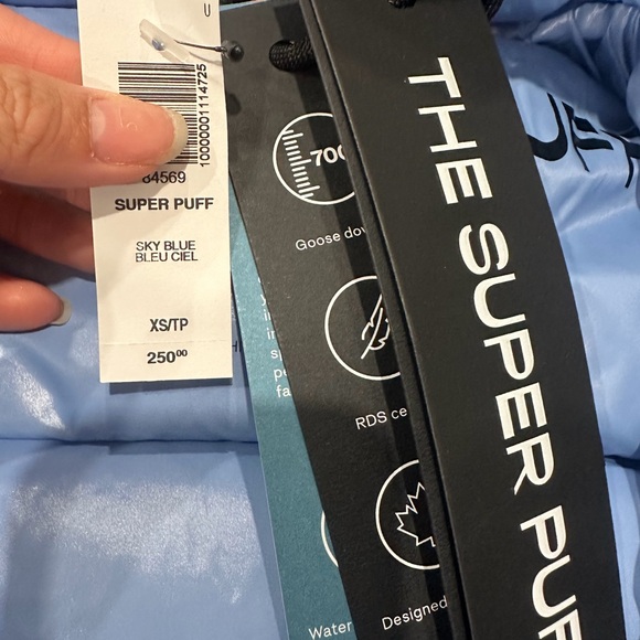 Aritzia Super Puff™ Hi-Gloss Size XS NWT - Picture 2 of 4